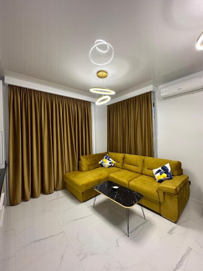 Studio303 By Allegio: Mamaia'S Seaside Luxury Near Finest Clubs & Beaches Exterior foto