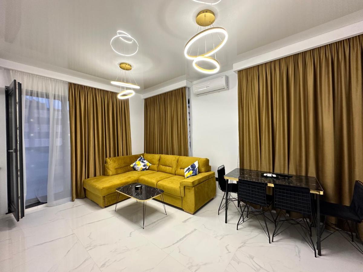 Studio303 By Allegio: Mamaia'S Seaside Luxury Near Finest Clubs & Beaches Exterior foto